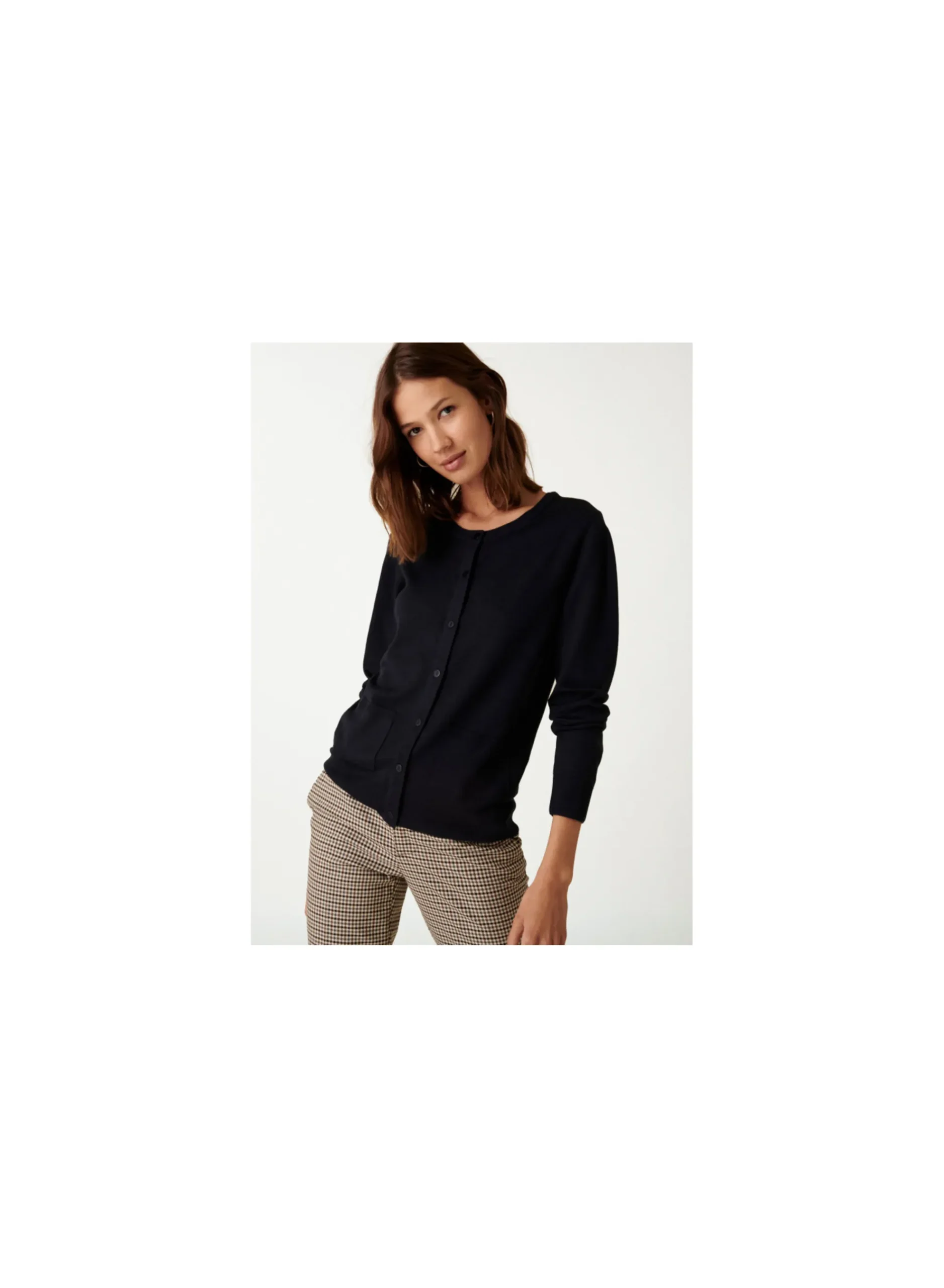 Maison Montagut Cardigan Boutonne Col Rond A Poches En Laine Merinos - Amalia>Femme Vestes Et Gilets