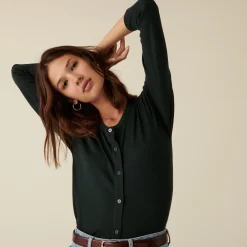 Maison Montagut Cardigan Boutonne Col Rond A Poches En Laine Merinos - Amalia><noscript><img width=