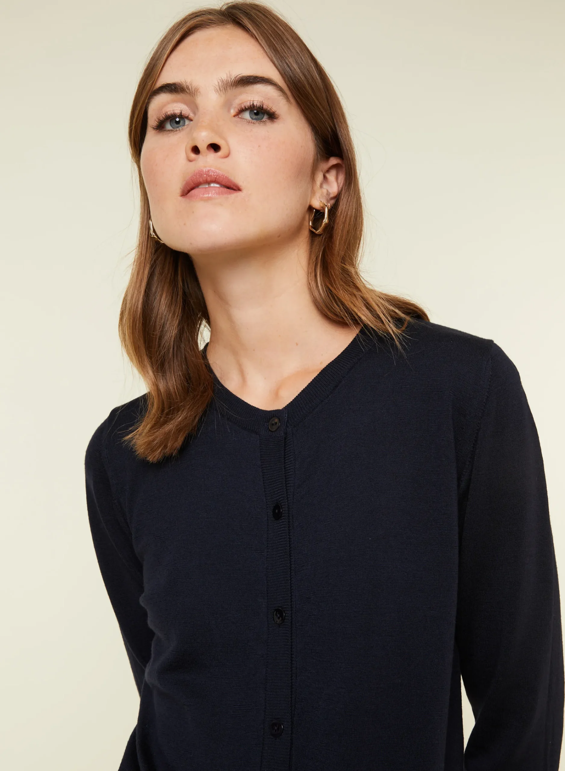 Maison Montagut Cardigan Boutonne Col Rond A Poches En Laine Merinos - Amalia>Femme Vestes Et Gilets