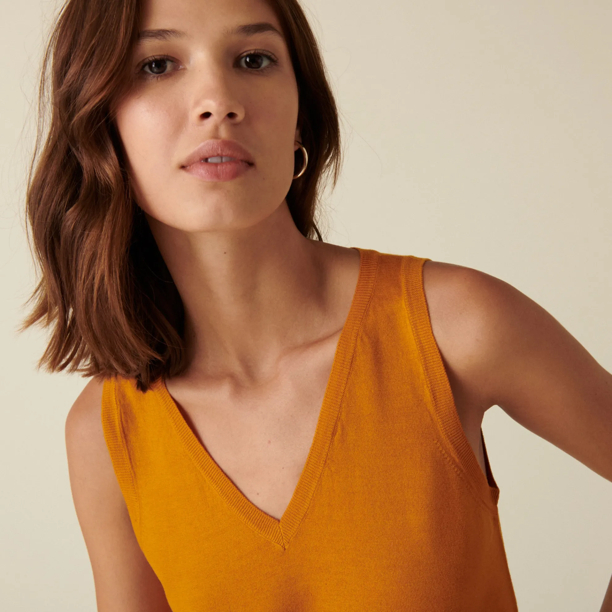 Maison Montagut Debardeur Col V A Point Jersey En Laine Merinos - Atta>Femme Débardeurs