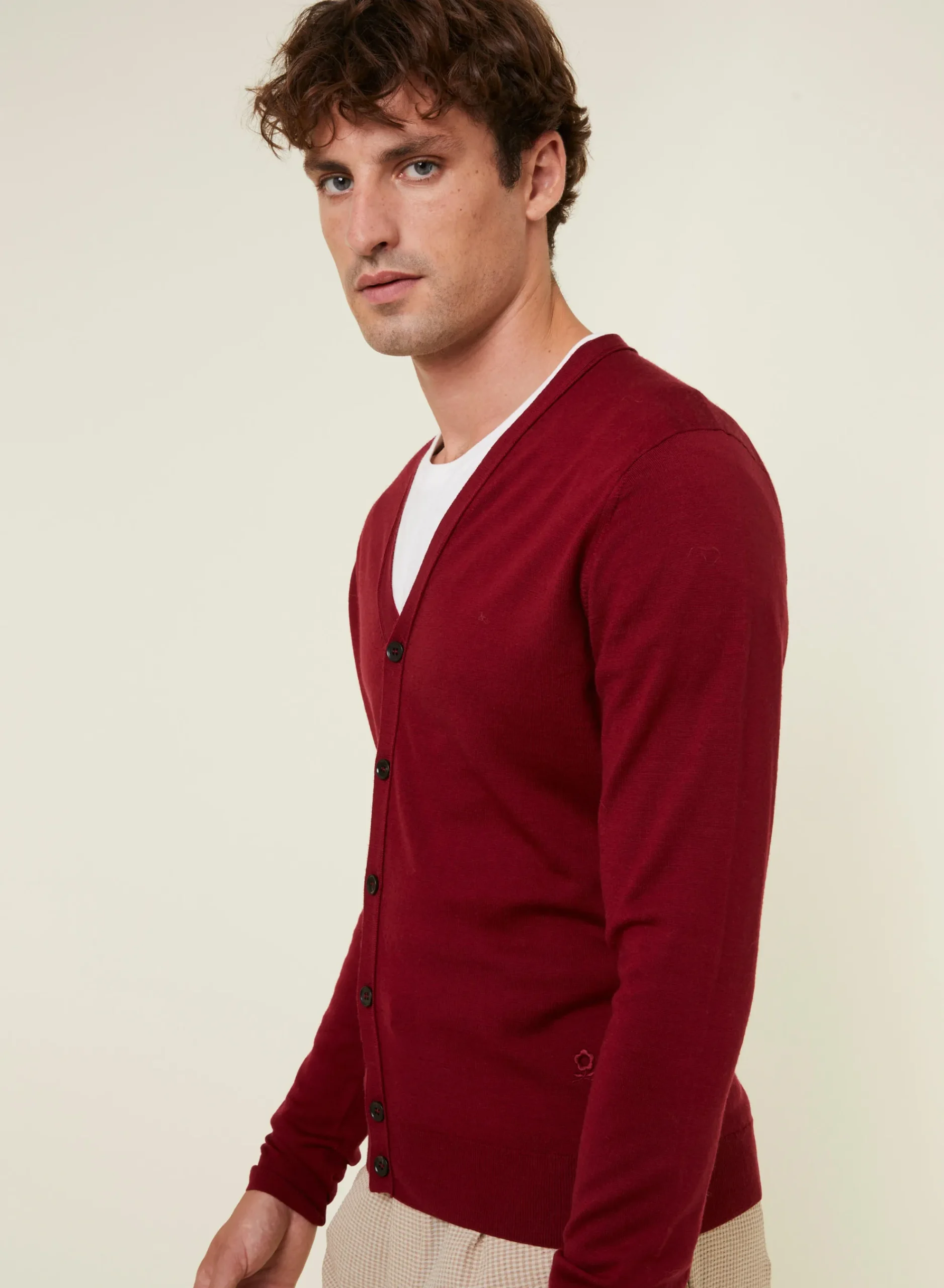 Maison Montagut Gilet Boutonne Avec Logo En Laine Merinos - Etienne>Homme Vestes Et Gilets