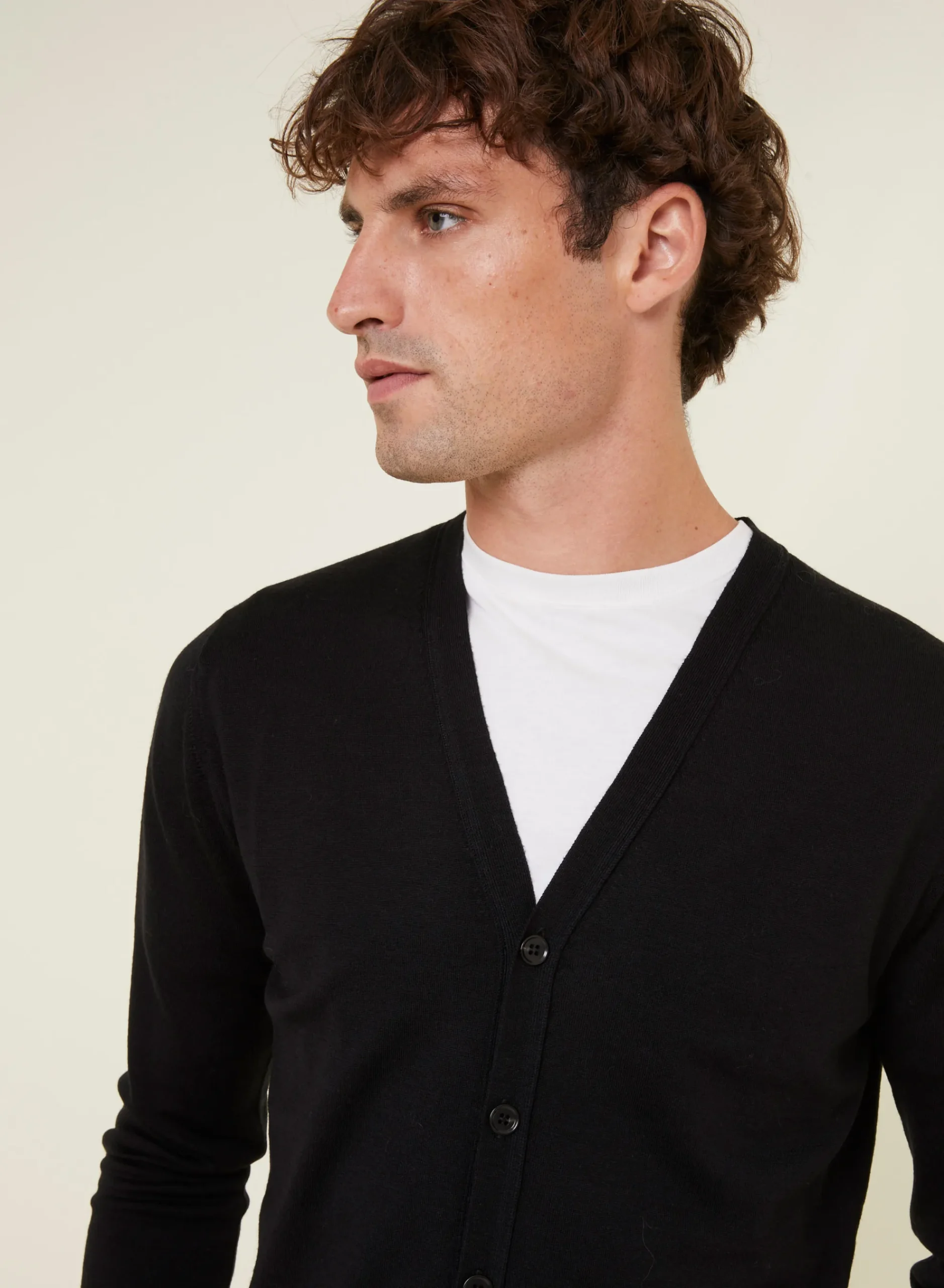 Maison Montagut Gilet Boutonne Avec Logo En Laine Merinos - Etienne>Homme Vestes Et Gilets