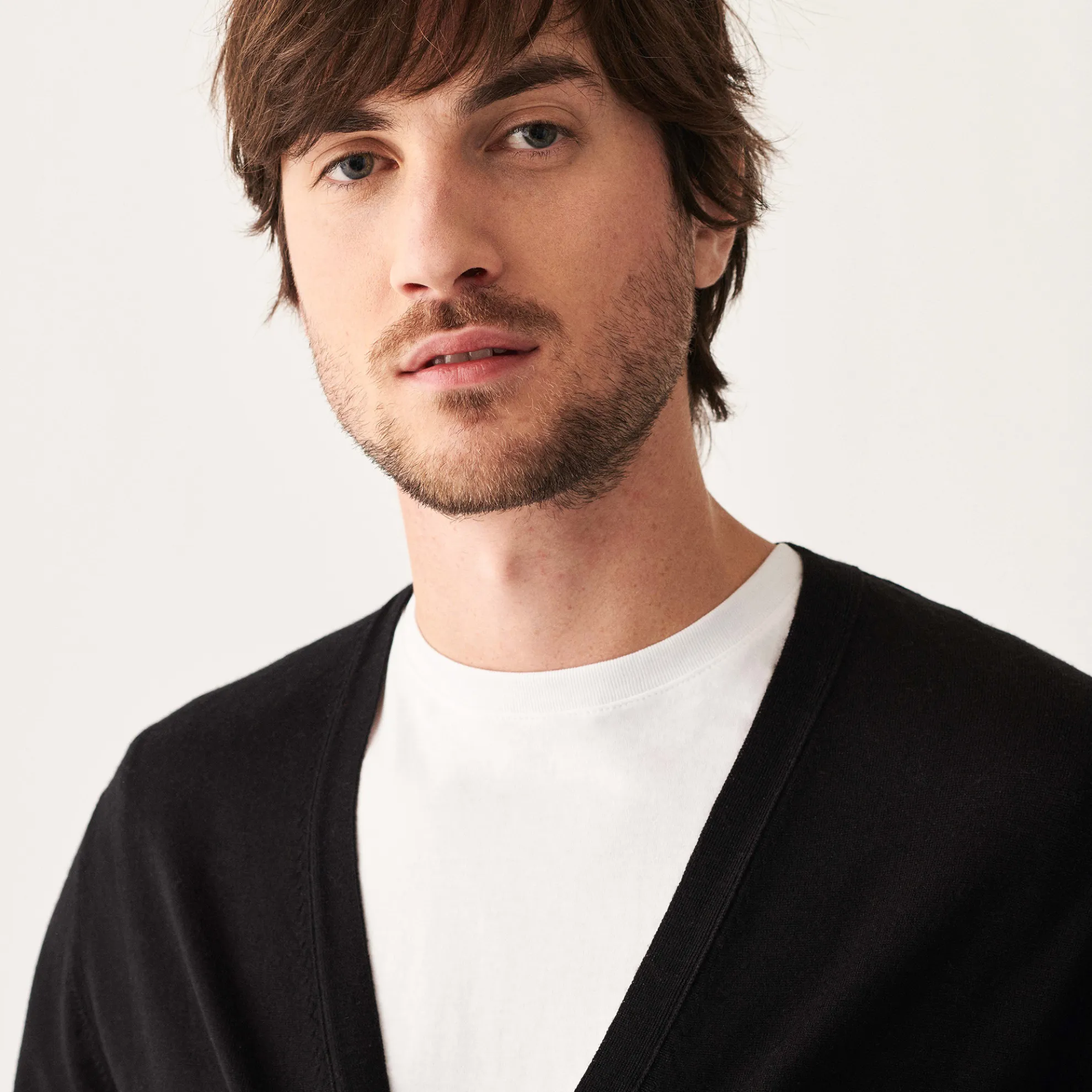 Maison Montagut Gilet Boutonne Avec Logo En Laine Merinos - Etienne>Homme Vestes Et Gilets