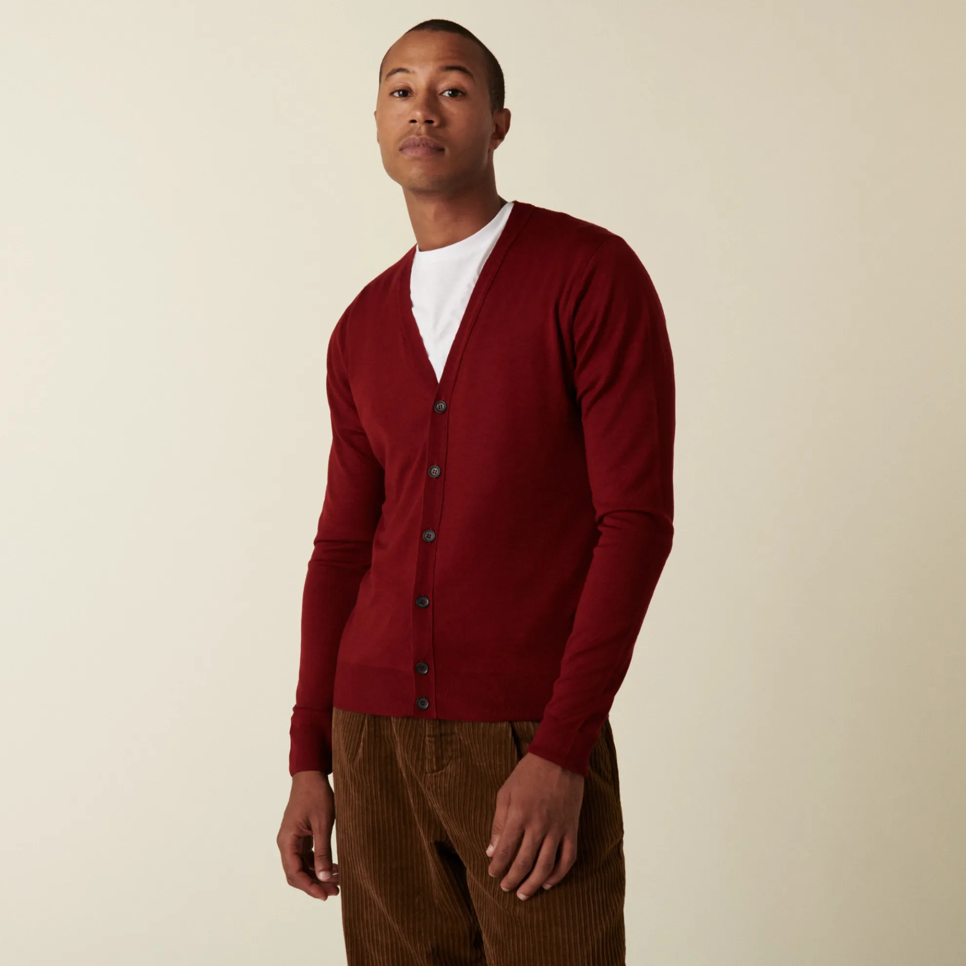 Maison Montagut Gilet Boutonne Avec Logo En Laine Merinos - Etienne>Homme Vestes Et Gilets