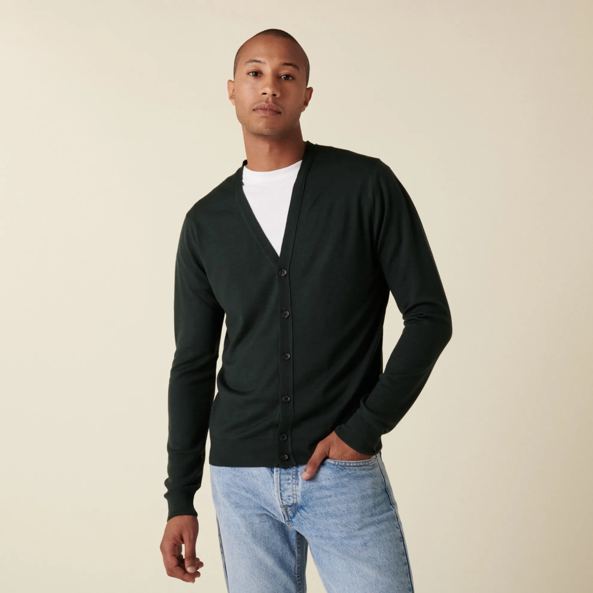 Maison Montagut Gilet Boutonne Avec Logo En Laine Merinos - Etienne>Homme Vestes Et Gilets