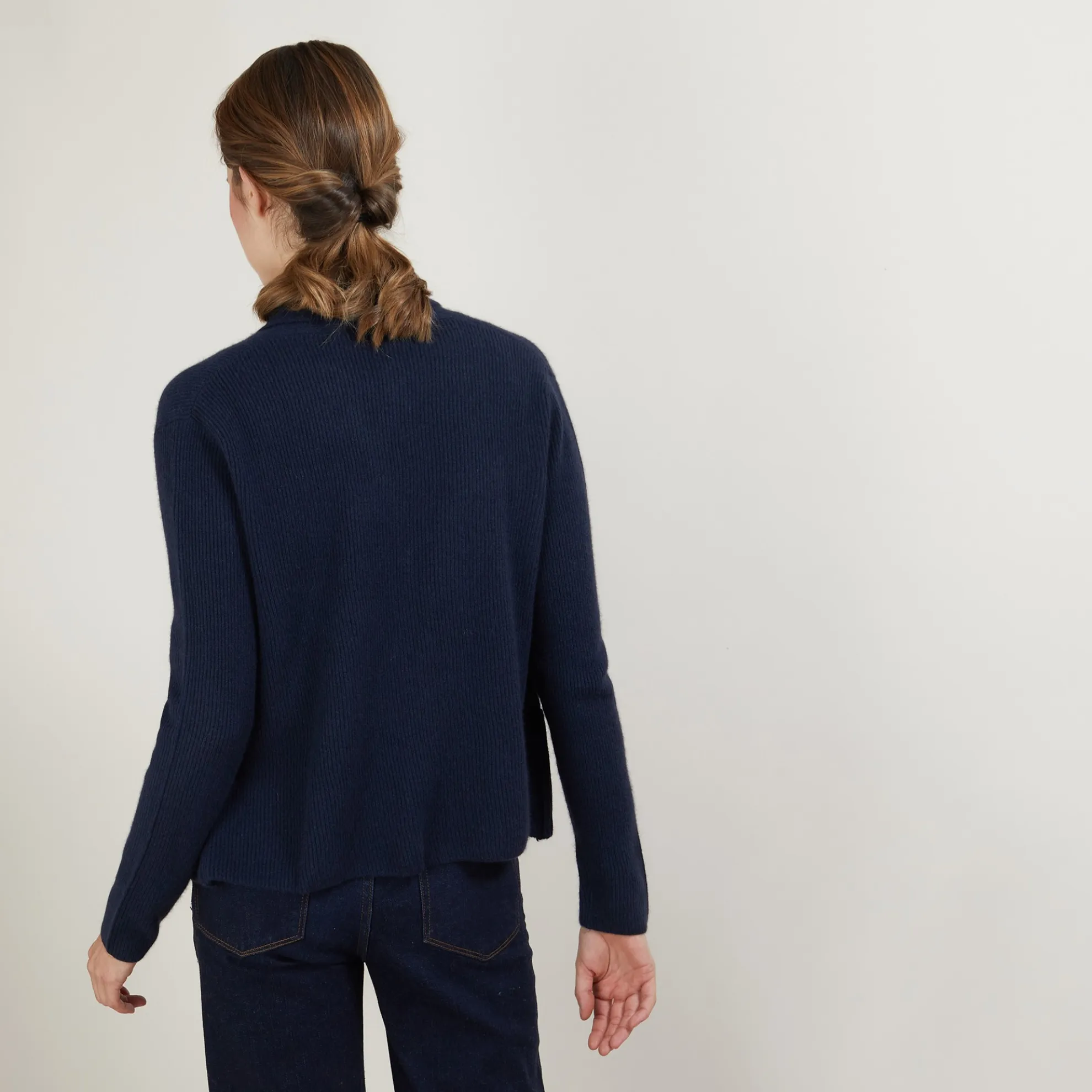 Maison Montagut Gilet Court En Cachemire Avec Poches - Basma>Femme Vestes Et Gilets