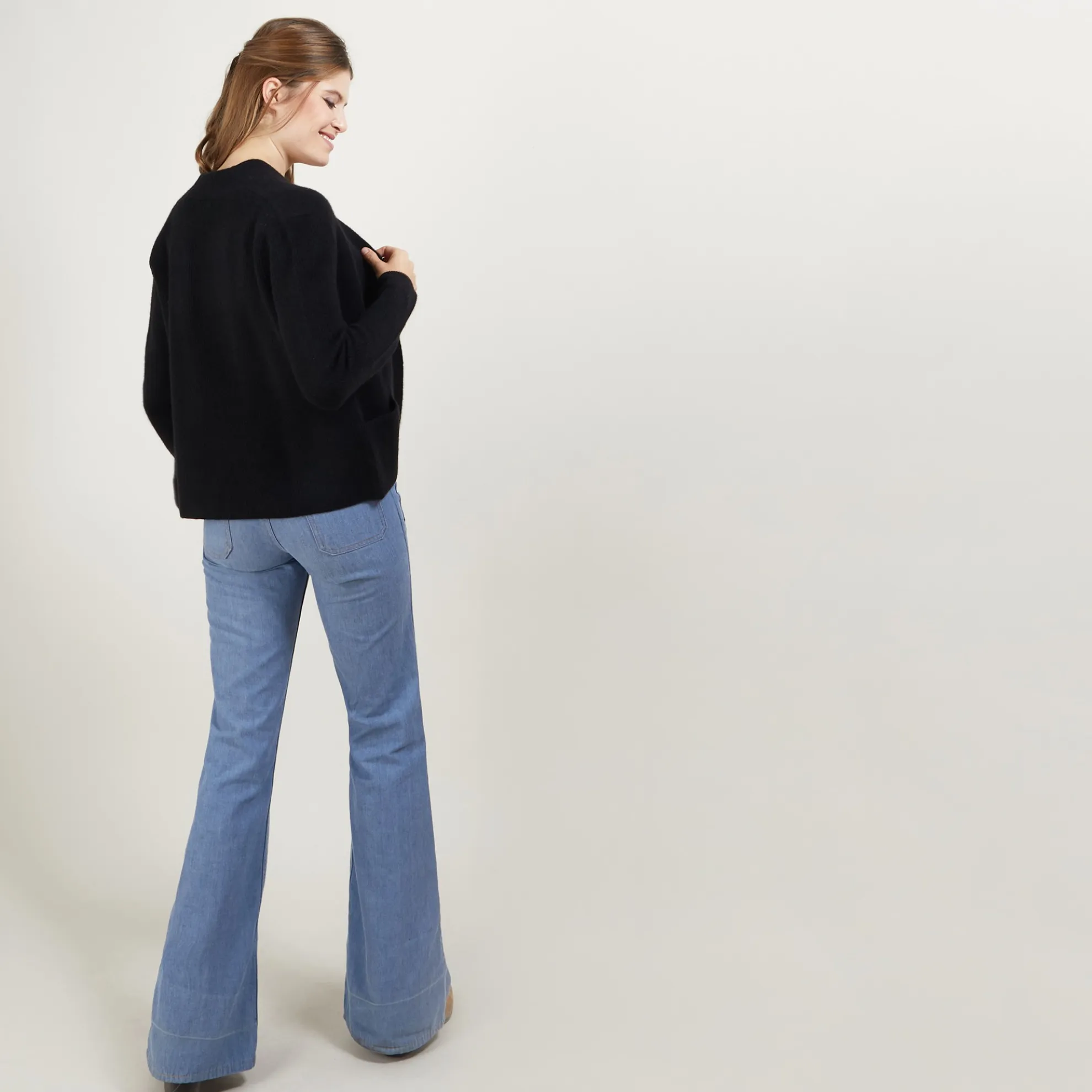 Maison Montagut Gilet Court En Cachemire Avec Poches - Basma>Femme Vestes Et Gilets