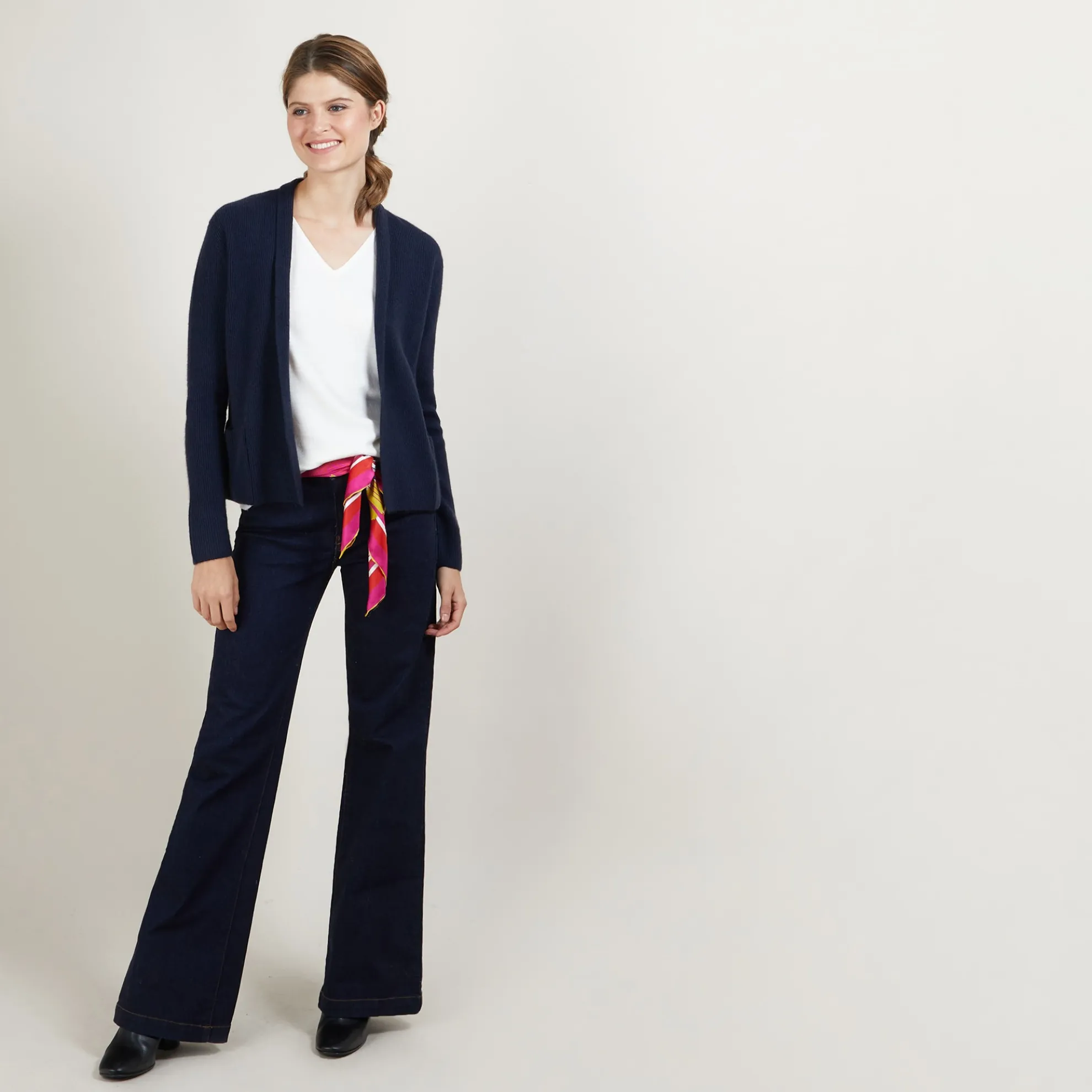 Maison Montagut Gilet Court En Cachemire Avec Poches - Basma>Femme Vestes Et Gilets