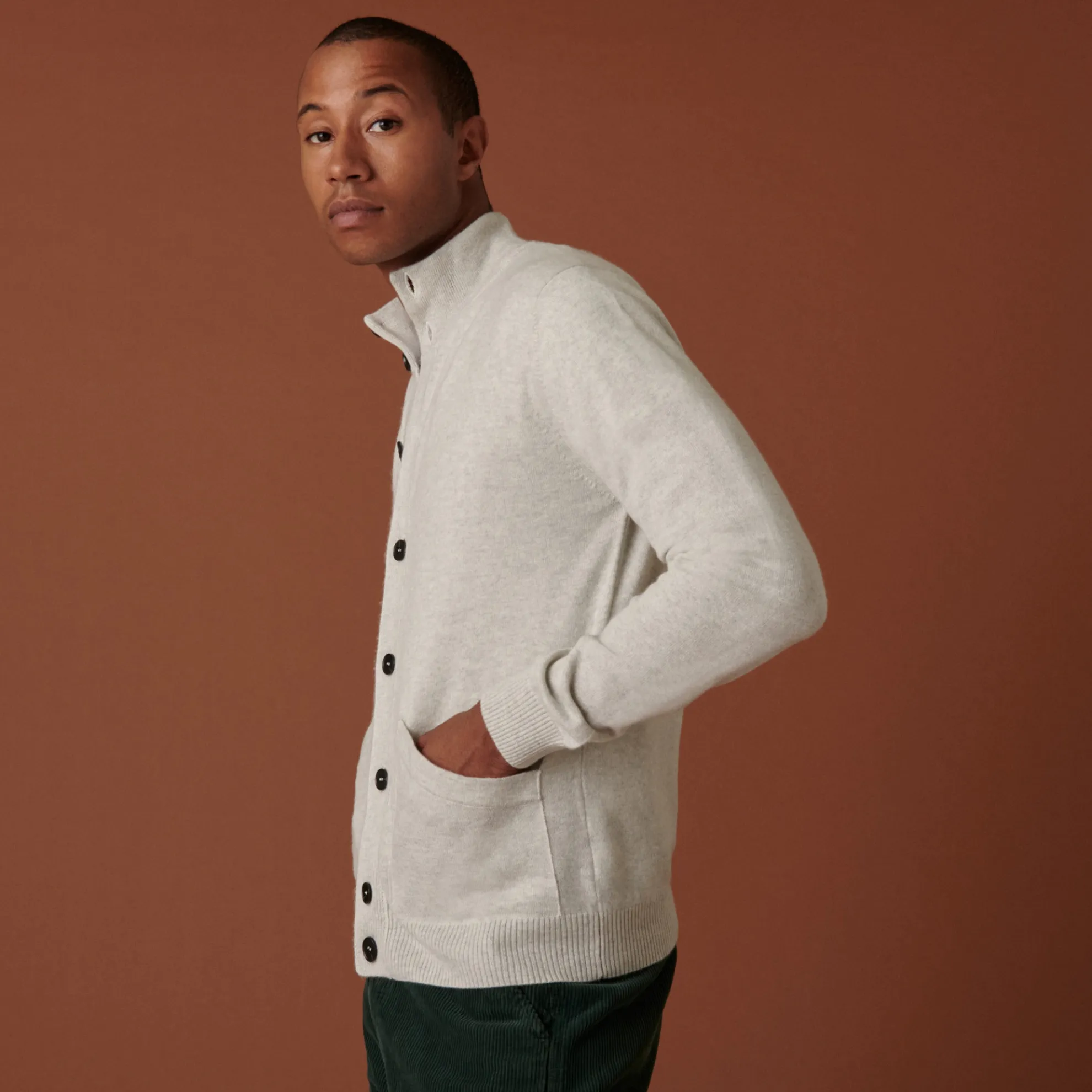 Maison Montagut Gilet En Cachemire Boutonne A Poches - Erwan>Homme Vestes Et Gilets