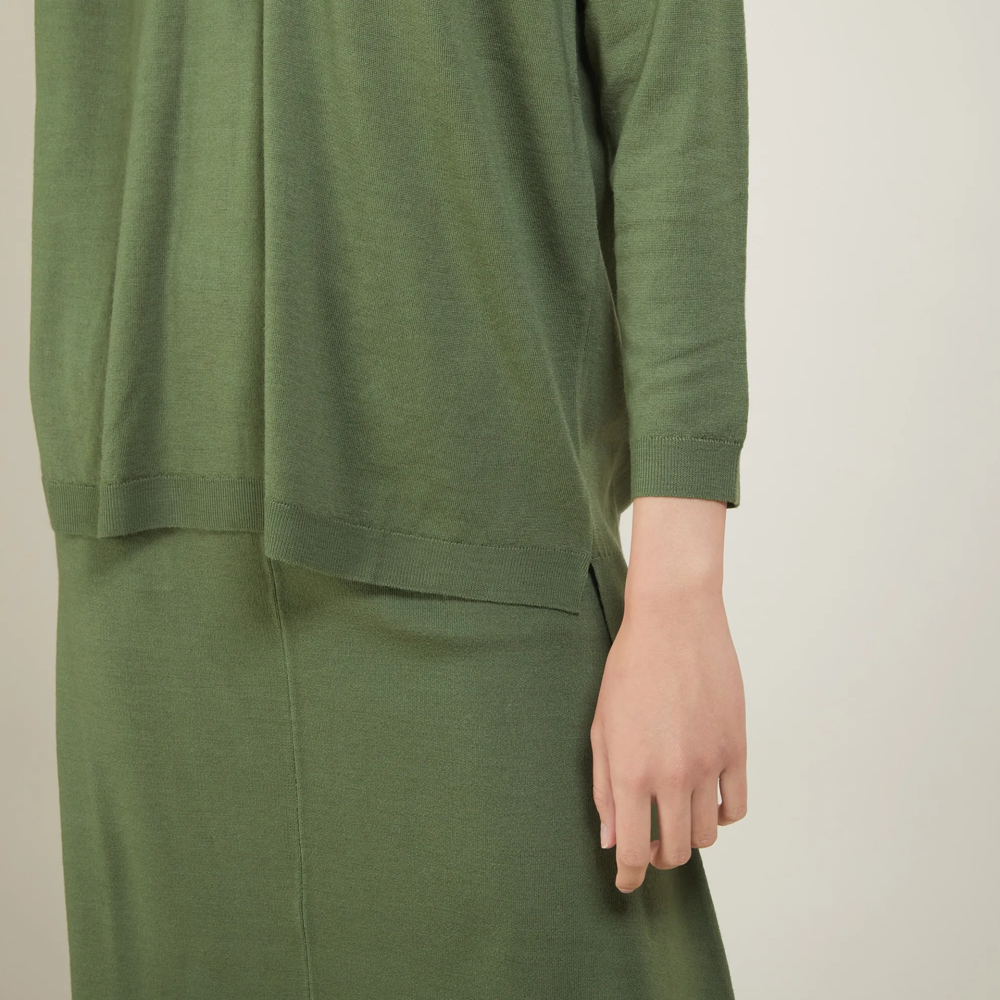 Maison Montagut Pull A Fentes Col V En Laine Merinos - Bernice>Femme Pulls