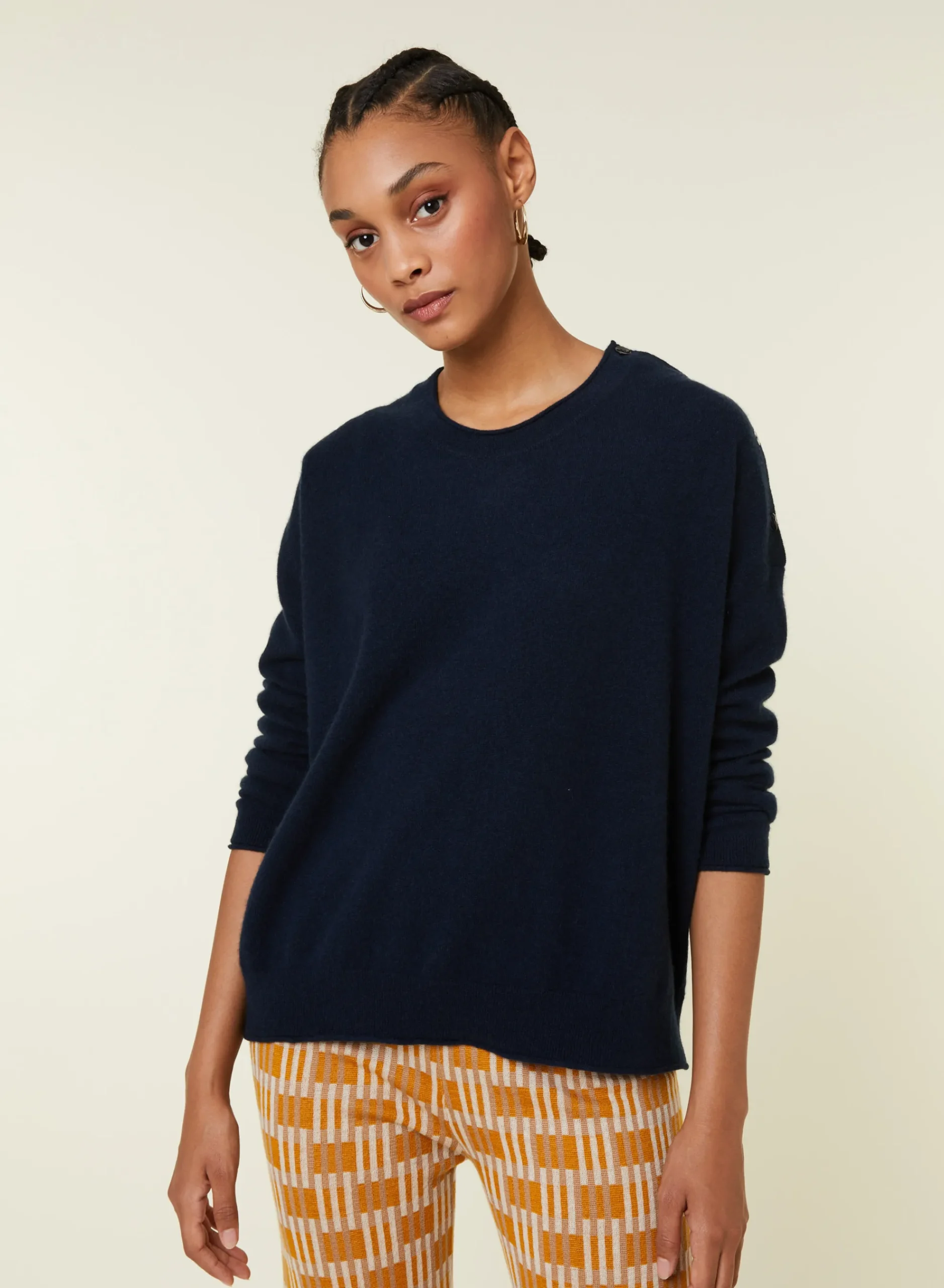 Maison Montagut Pull Ample Boutonne A Col Rond En Cachemire - Acene>Femme Pulls
