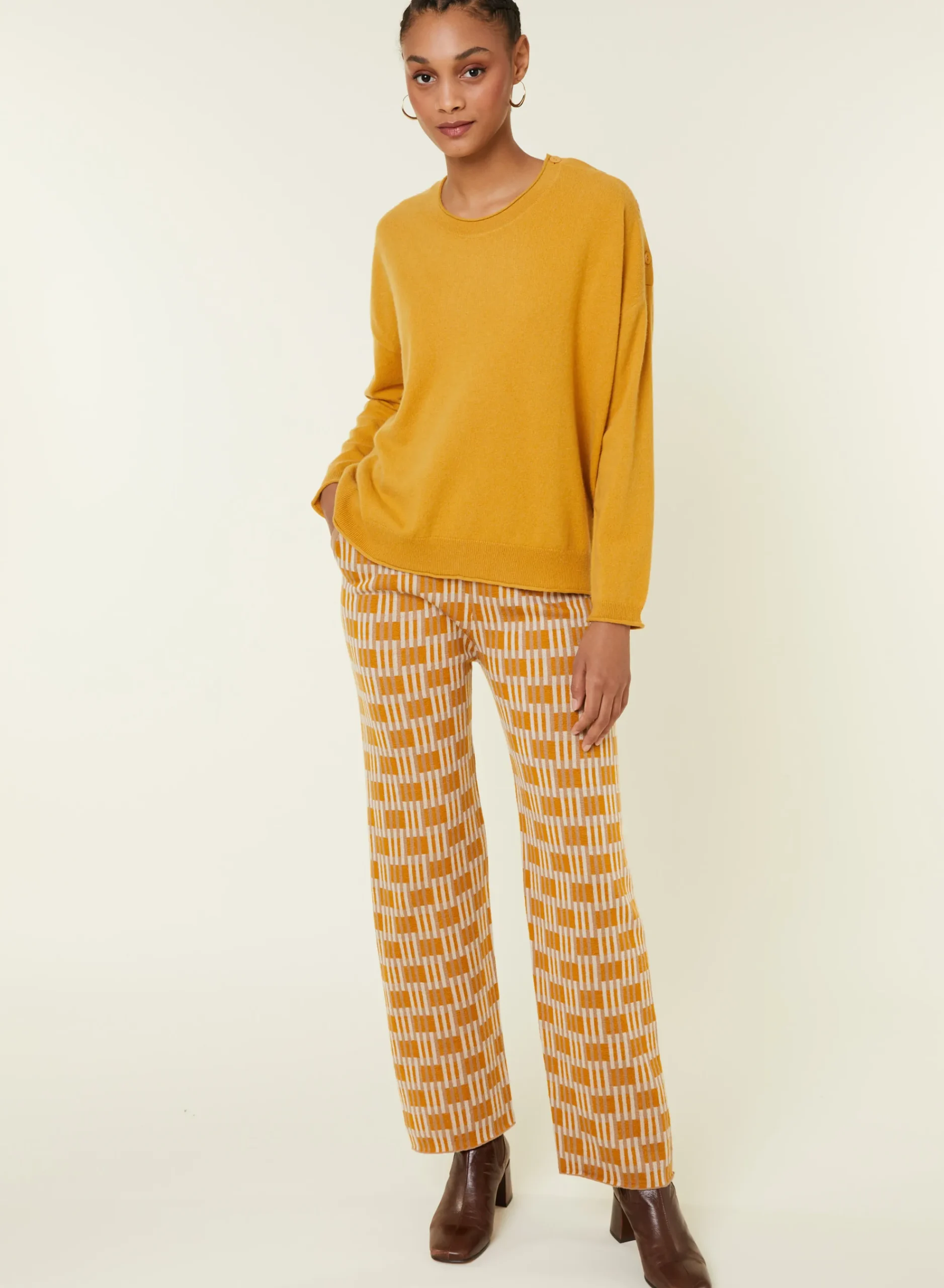 Maison Montagut Pull Ample Boutonne A Col Rond En Cachemire - Acene>Femme Pulls