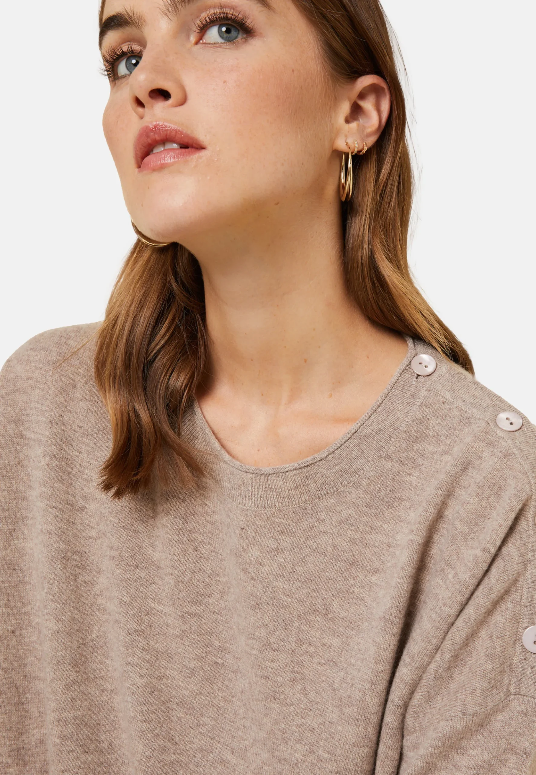 Maison Montagut Pull Ample Boutonne A Col Rond En Cachemire - Acene>Femme Pulls