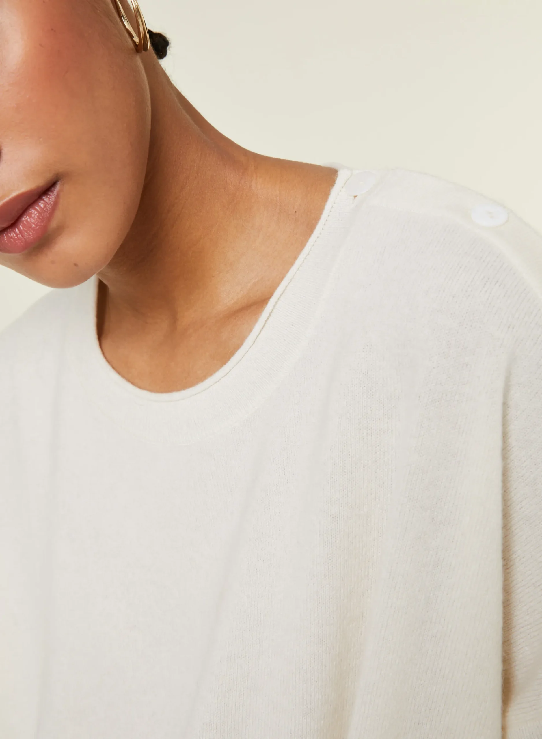 Maison Montagut Pull Ample Boutonne A Col Rond En Cachemire - Acene>Femme Pulls