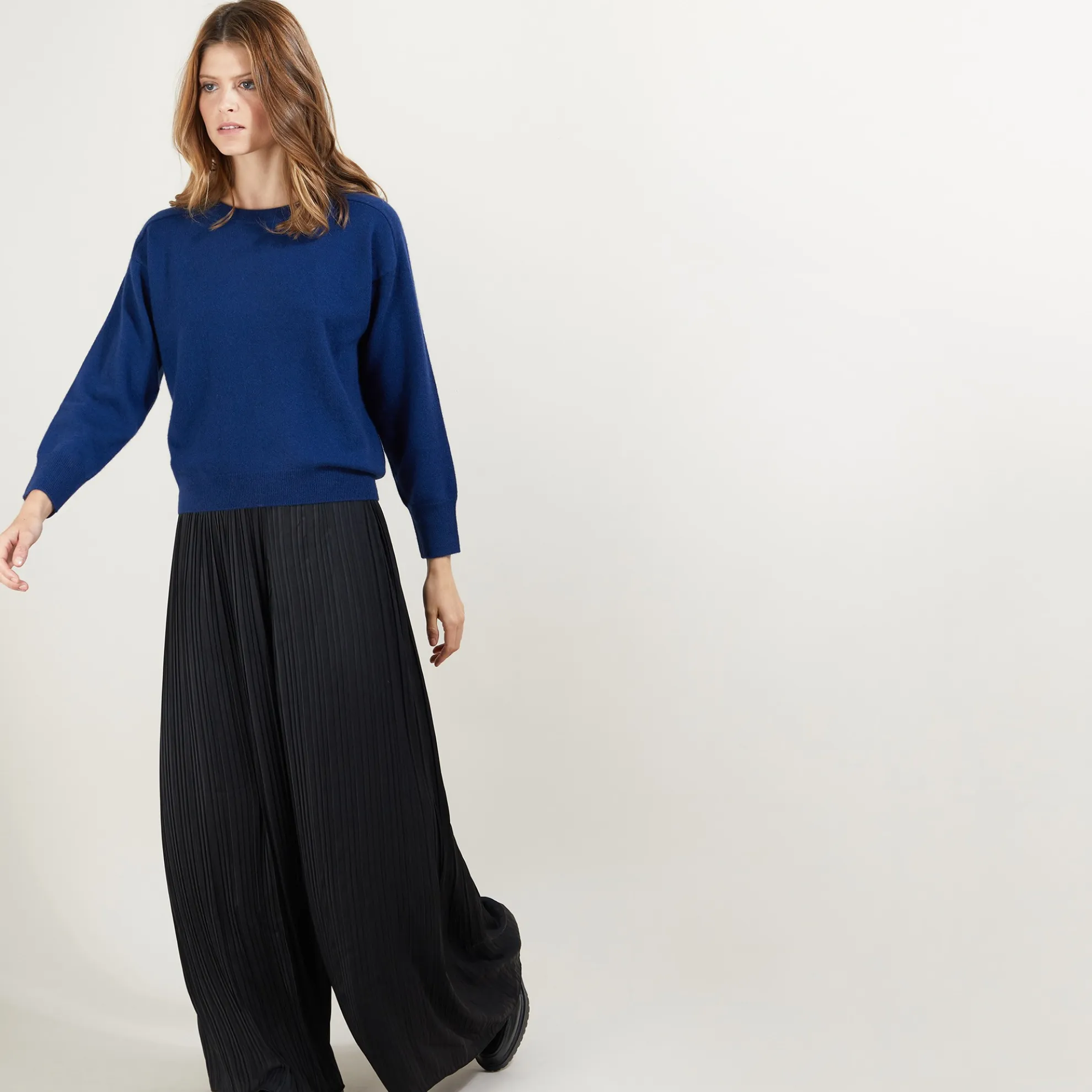 Maison Montagut Pull Col Rond Emmanchures Marteau En Cachemire - Bree>Femme Pulls