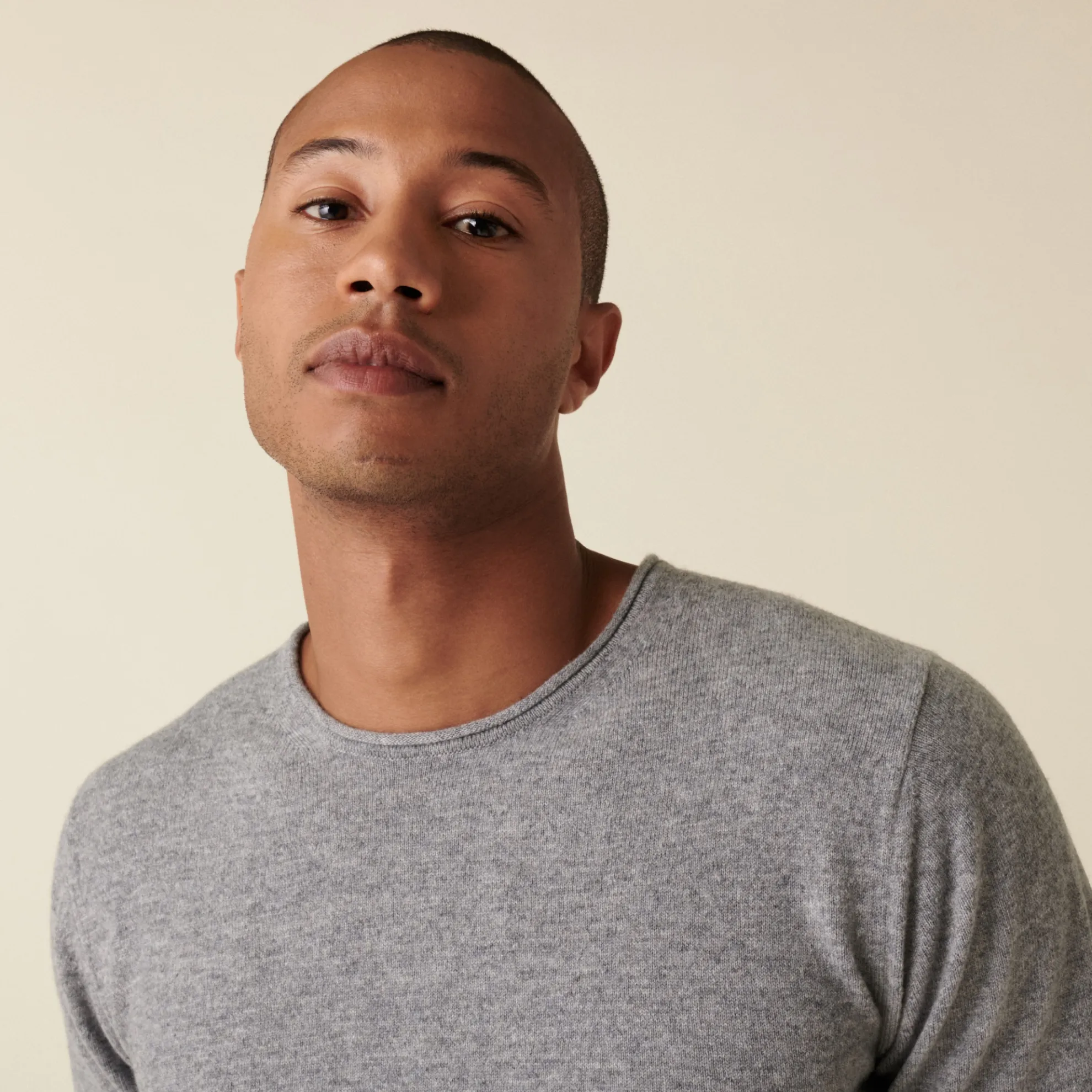 Maison Montagut Pull Col Rond En Cachemire Finitions Roulotees - Ernest>Homme Pulls