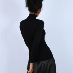 Maison Montagut Pull Col Roule En Laine Et Soie - Bettie><noscript><img width=