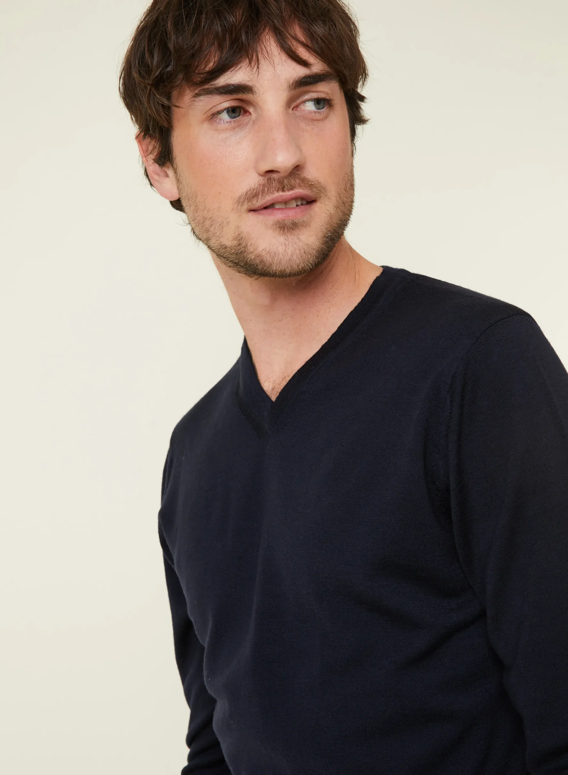 Maison Montagut Pull Col V Avec Logo En Laine Merinos - Elmo>Homme Pulls