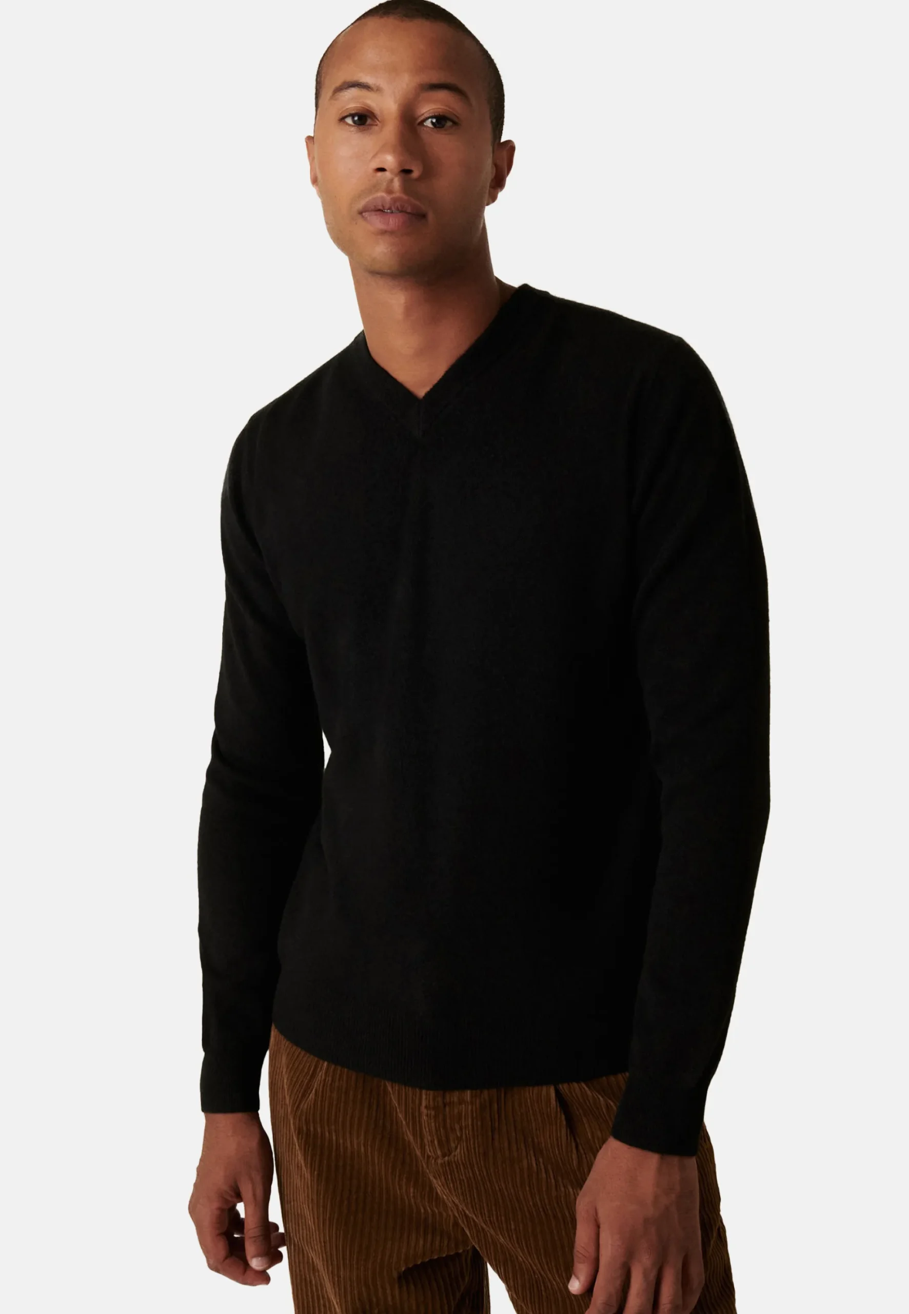 Maison Montagut Pull Col V Avec Logo En Laine Merinos - Elmo>Homme Pulls