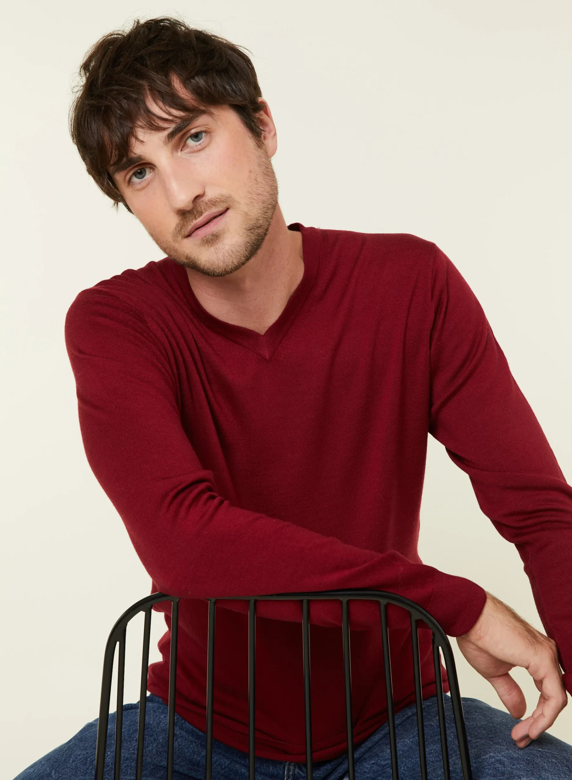 Maison Montagut Pull Col V Avec Logo En Laine Merinos - Elmo>Homme Pulls