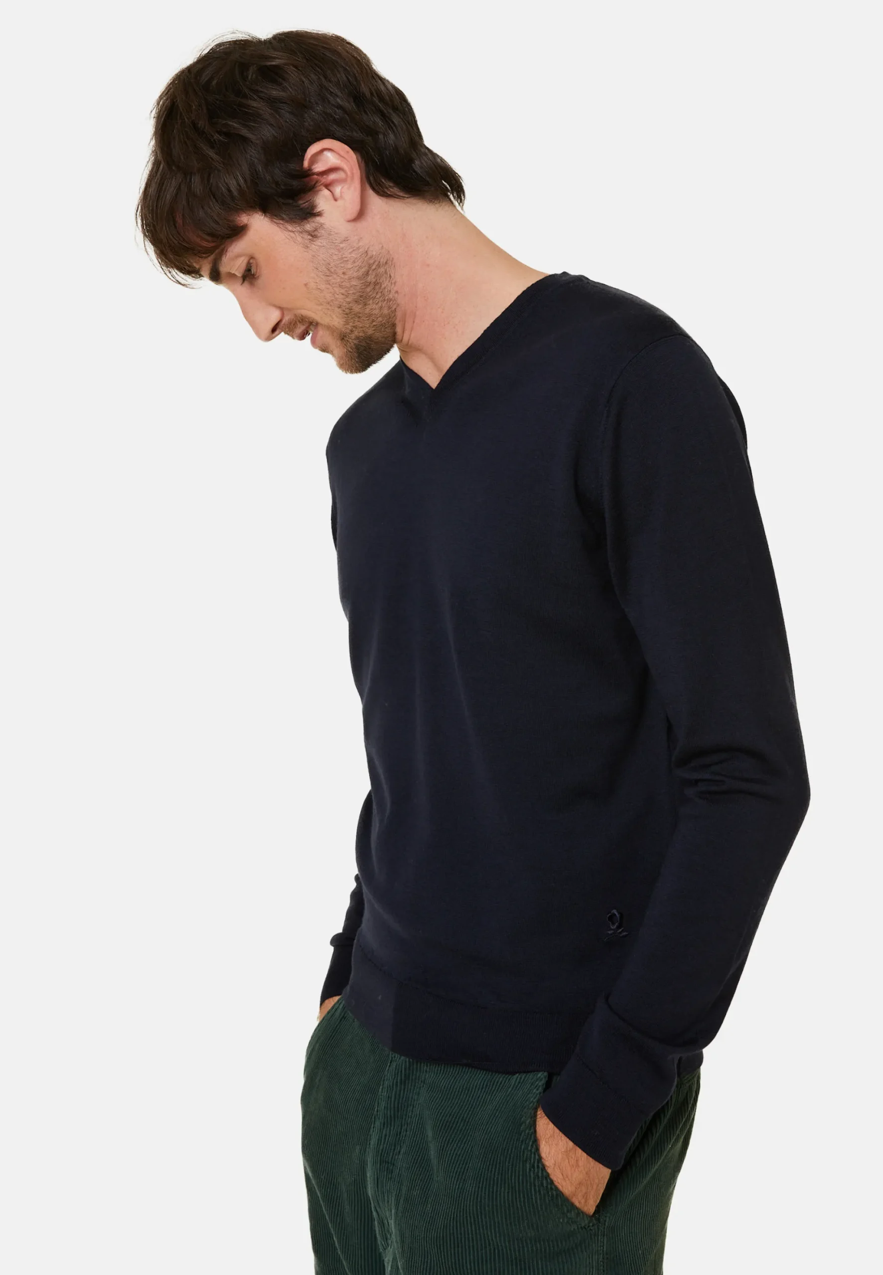 Maison Montagut Pull Col V Avec Logo En Laine Merinos - Elmo>Homme Pulls