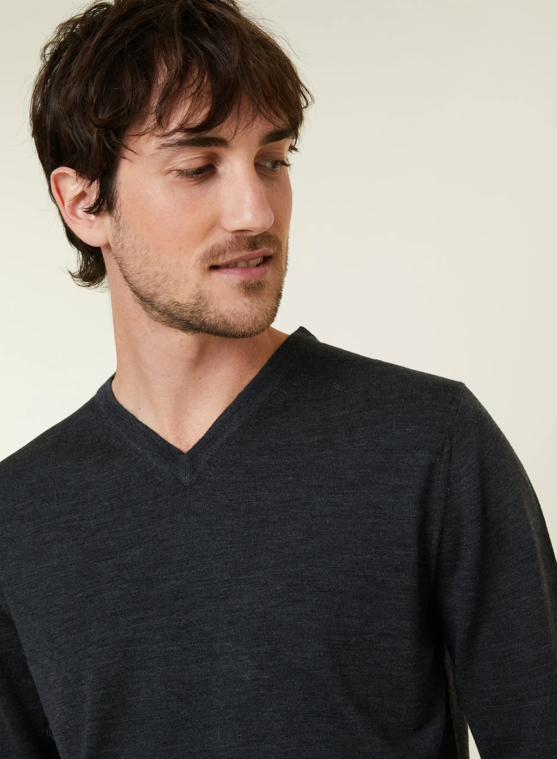 Maison Montagut Pull Col V Avec Logo En Laine Merinos - Elmo>Homme Pulls