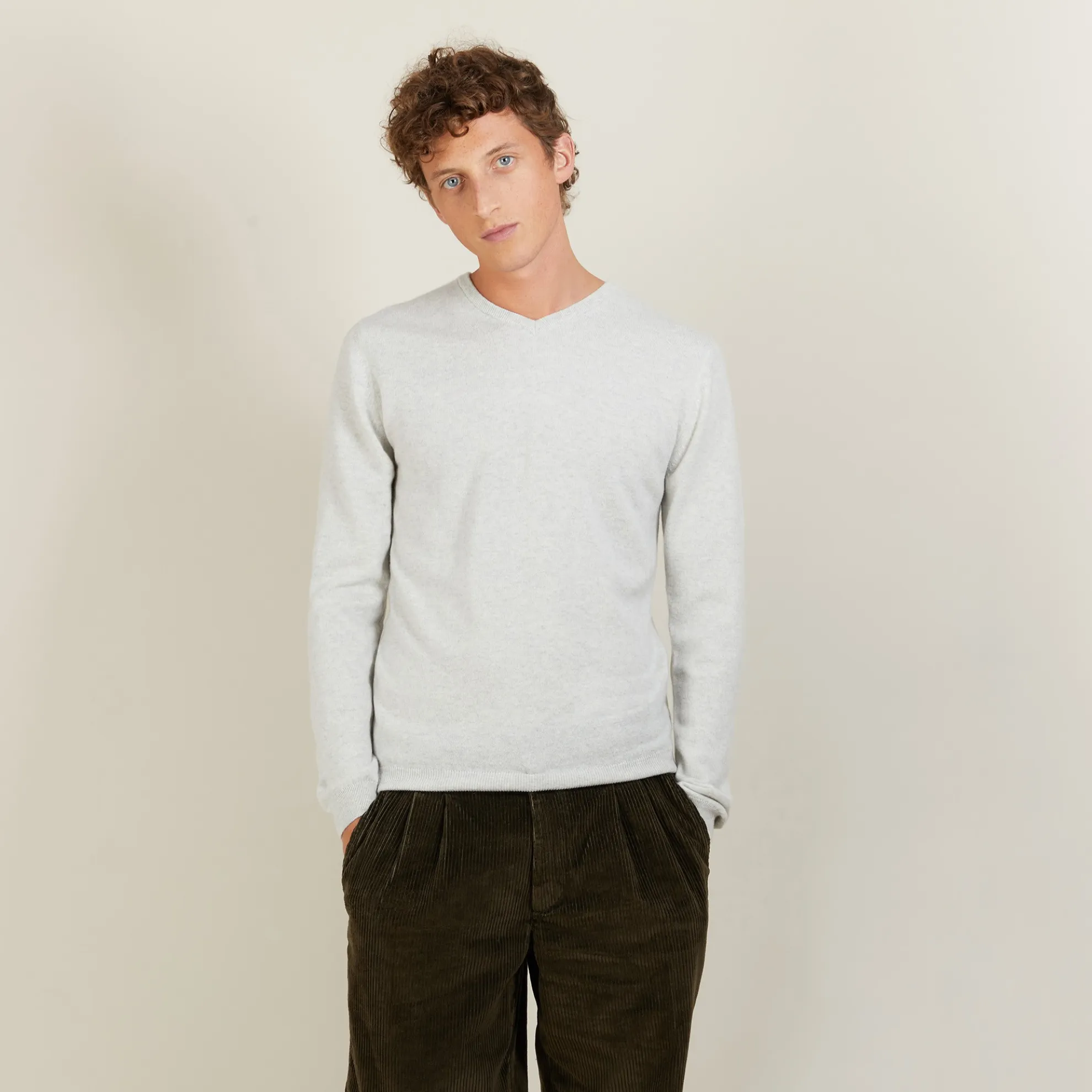 Maison Montagut Pull Col V En Cachemire - Benjamin>Homme Pulls