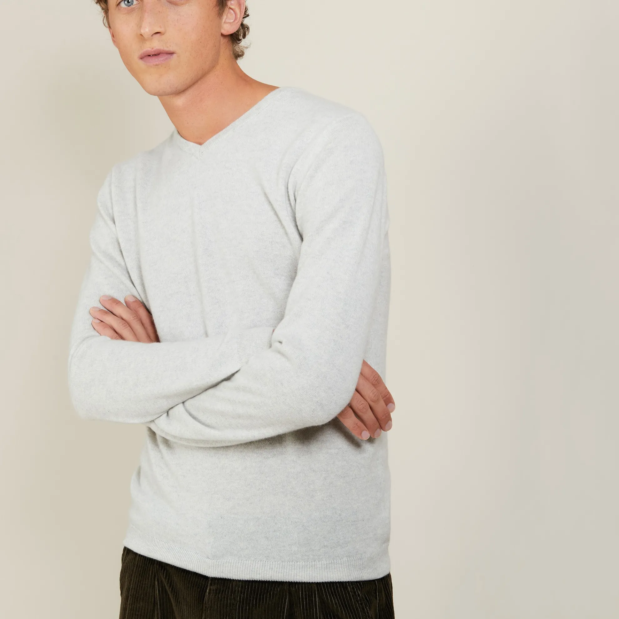 Maison Montagut Pull Col V En Cachemire - Benjamin>Homme Pulls