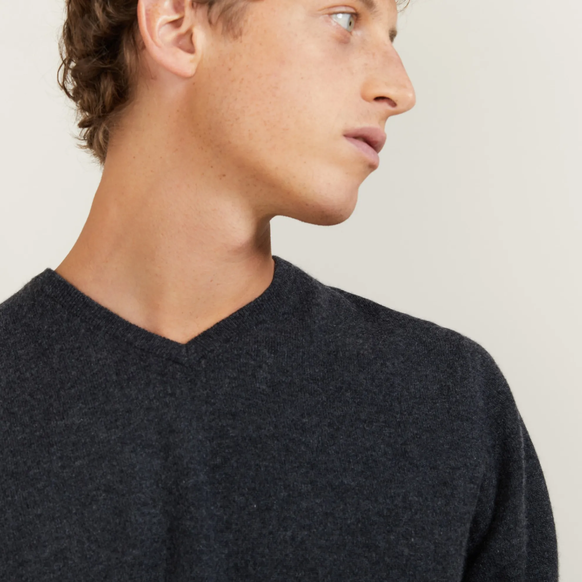 Maison Montagut Pull Col V En Cachemire - Benjamin>Homme Pulls