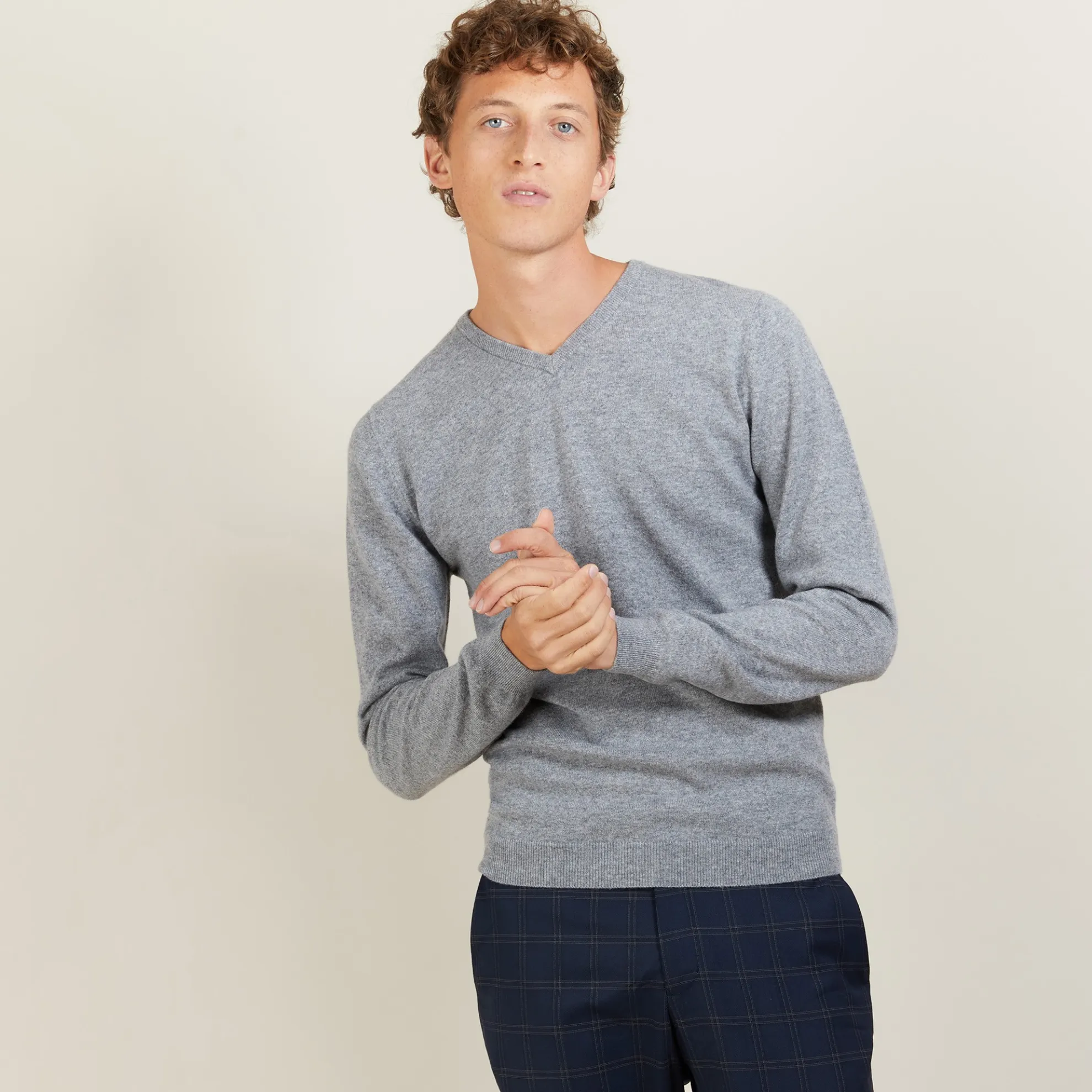 Maison Montagut Pull Col V En Cachemire - Benjamin>Homme Pulls