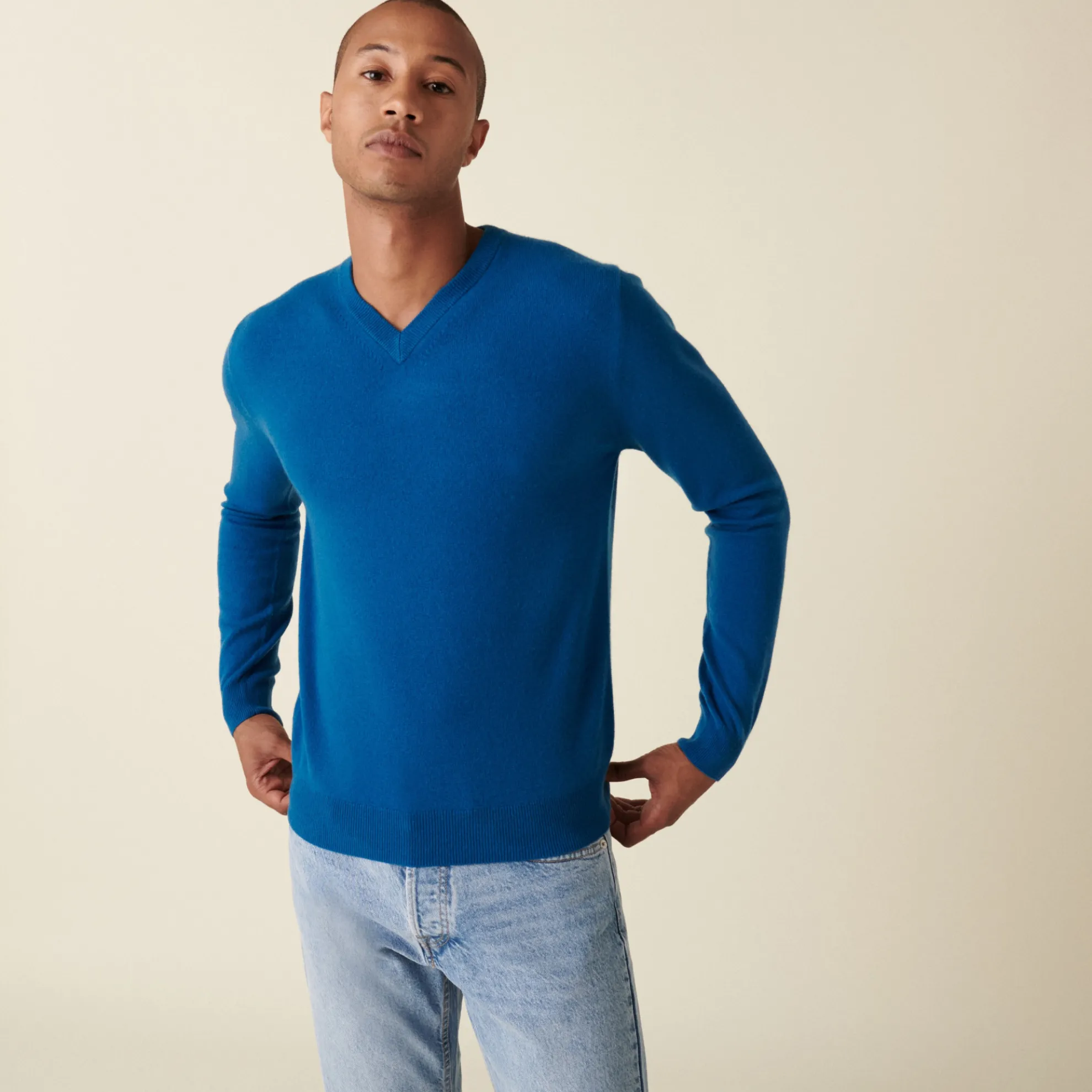 Maison Montagut Pull Col V En Cachemire - Evann>Homme Pulls