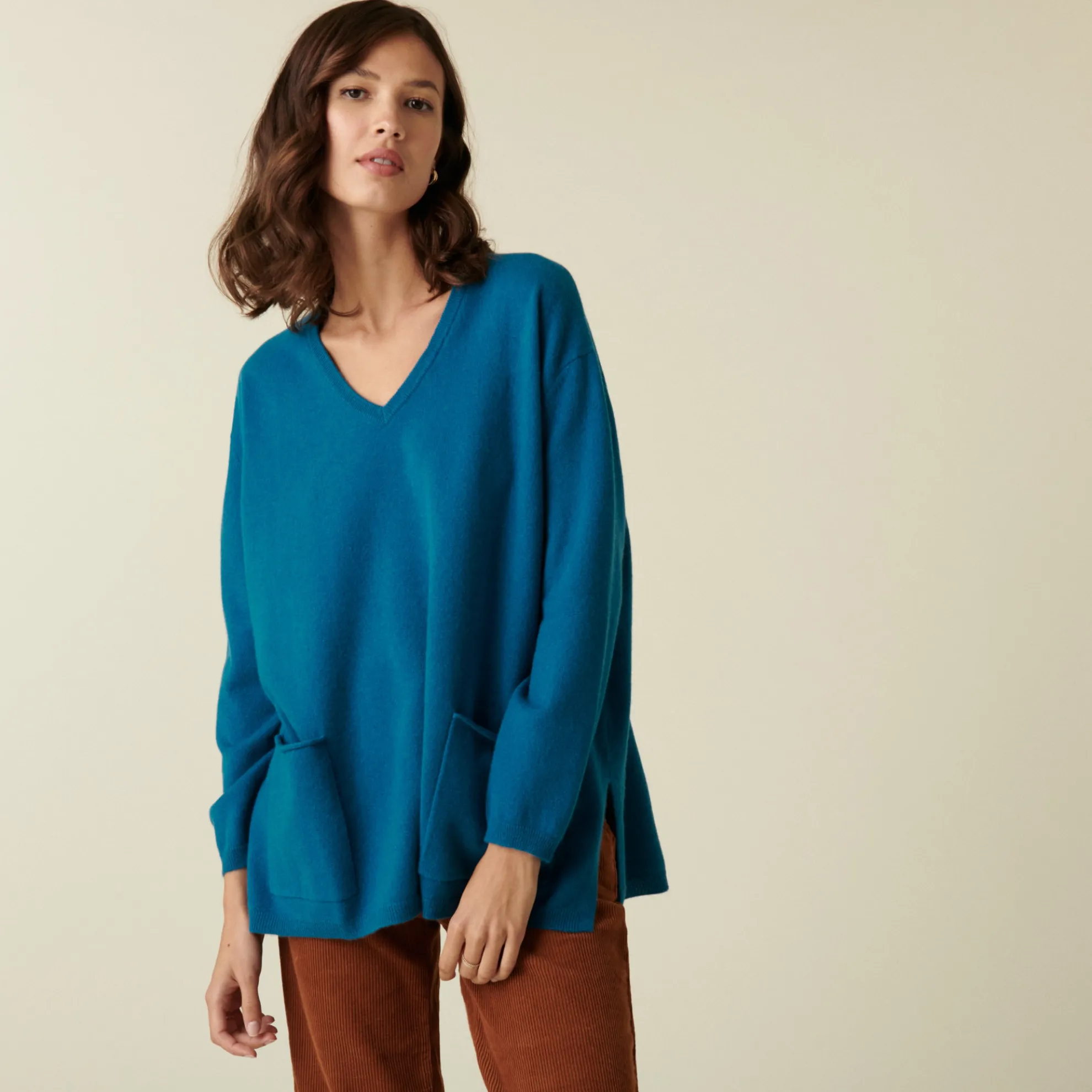 Maison Montagut Pull Col V En Cachemire A Fentes Cotes - Accacia>Femme Pulls