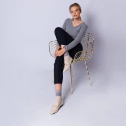 Maison Montagut Pull Col V En Cachemire Intemporel - Eniva><noscript><img width=