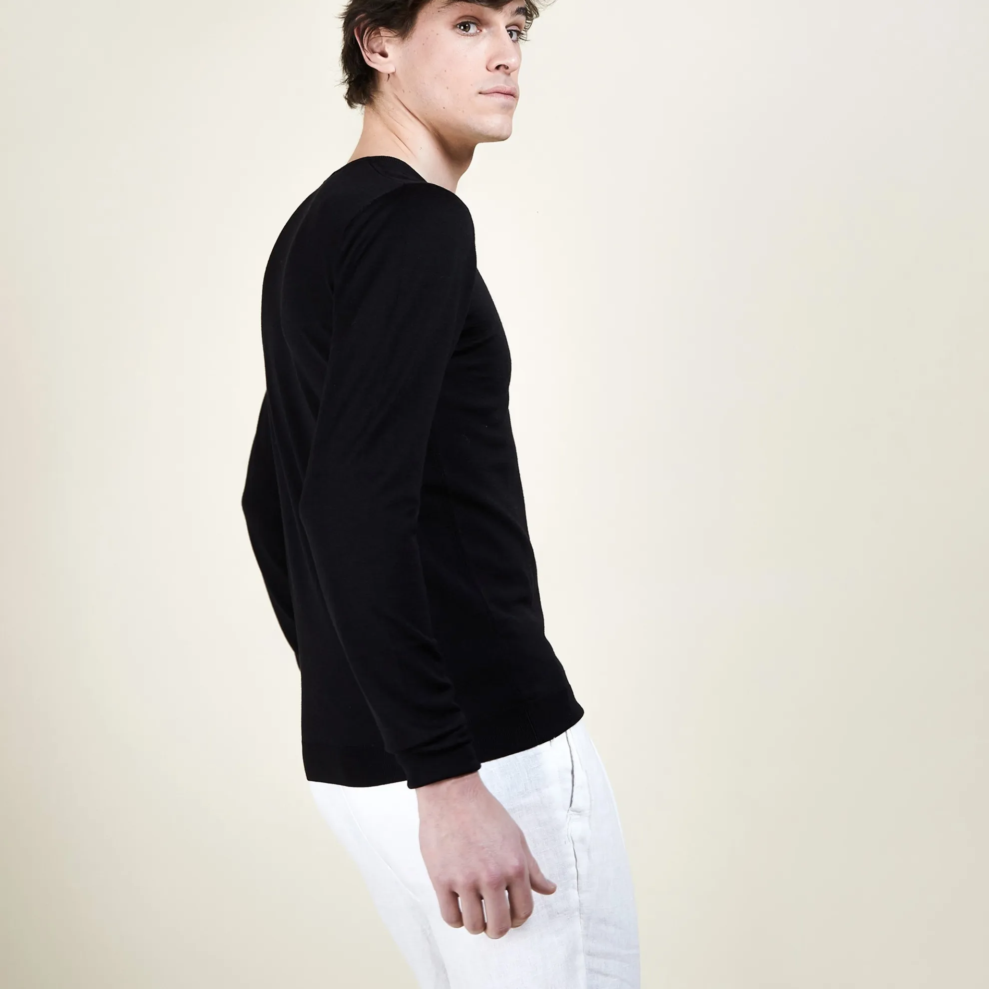 Maison Montagut Pull Col V En Laine Et Soie - Basil>Homme Pulls