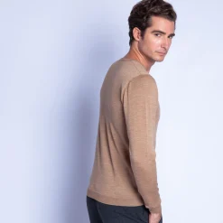 Maison Montagut Pull Col V En Laine Merinos - Fox><noscript><img width=