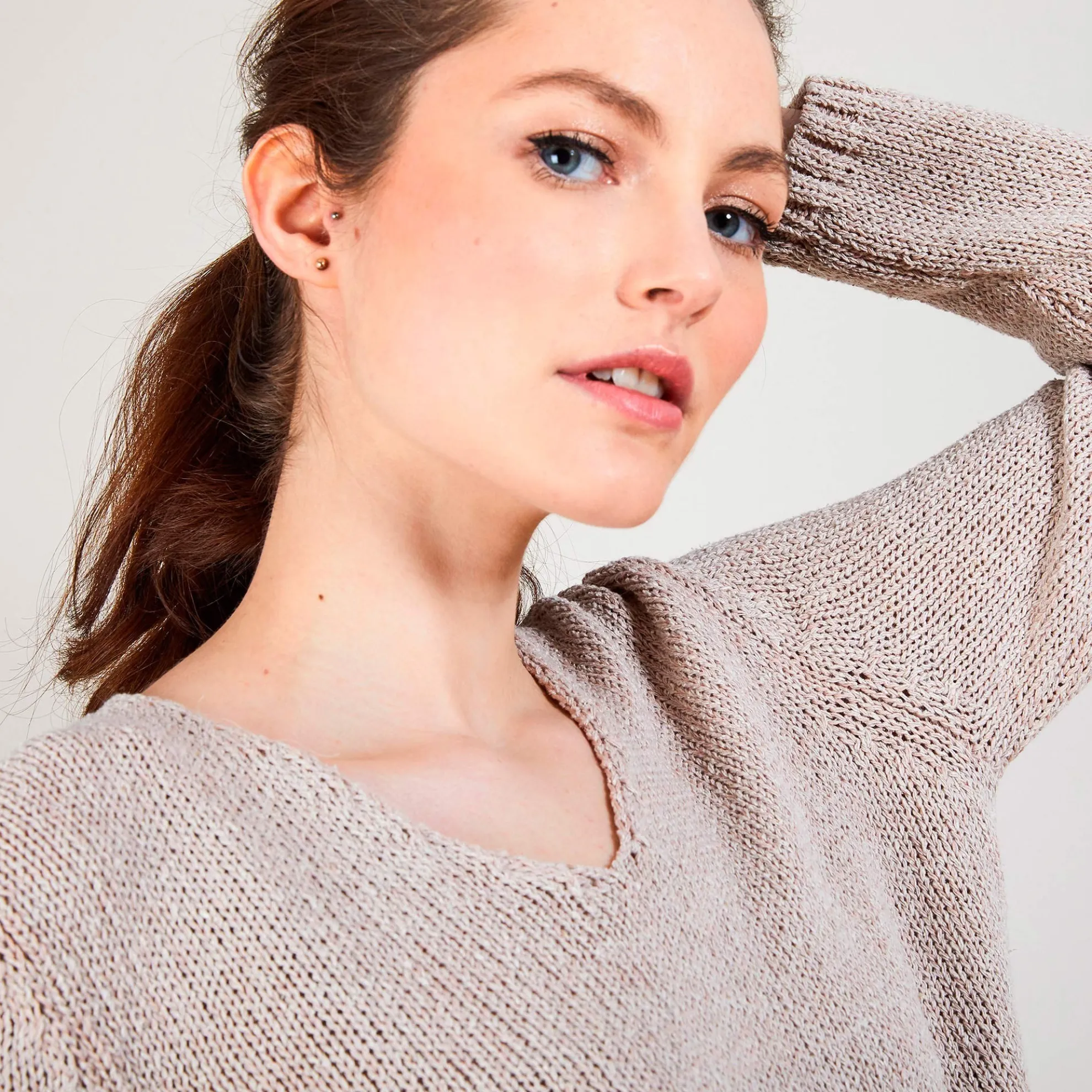 Maison Montagut Pull Col V En Soie Coton Et Laine - Blovis>Femme Pulls