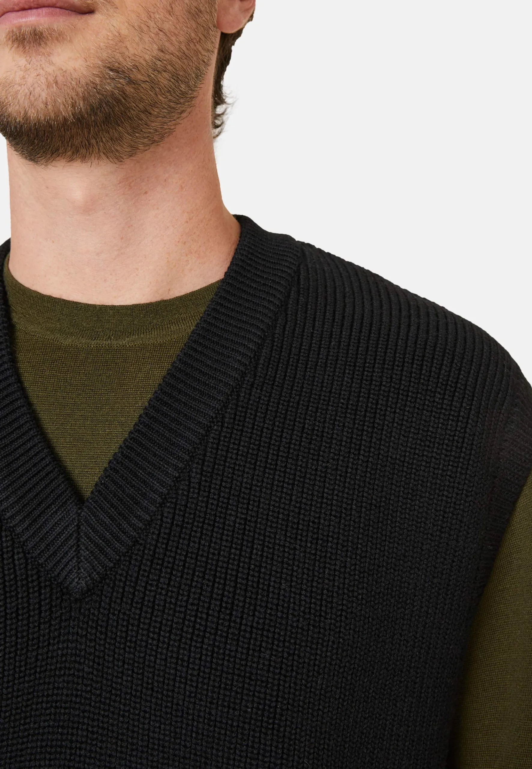 Maison Montagut Pull Col V Sans Manches En Laine Merinos - Felipe>Homme Pulls