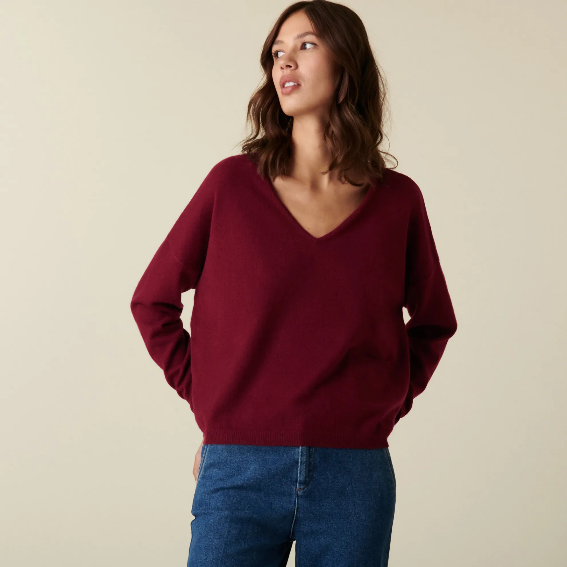 Maison Montagut Pull Court Col V En Cachemire Avec Poches - Balba>Femme Pulls