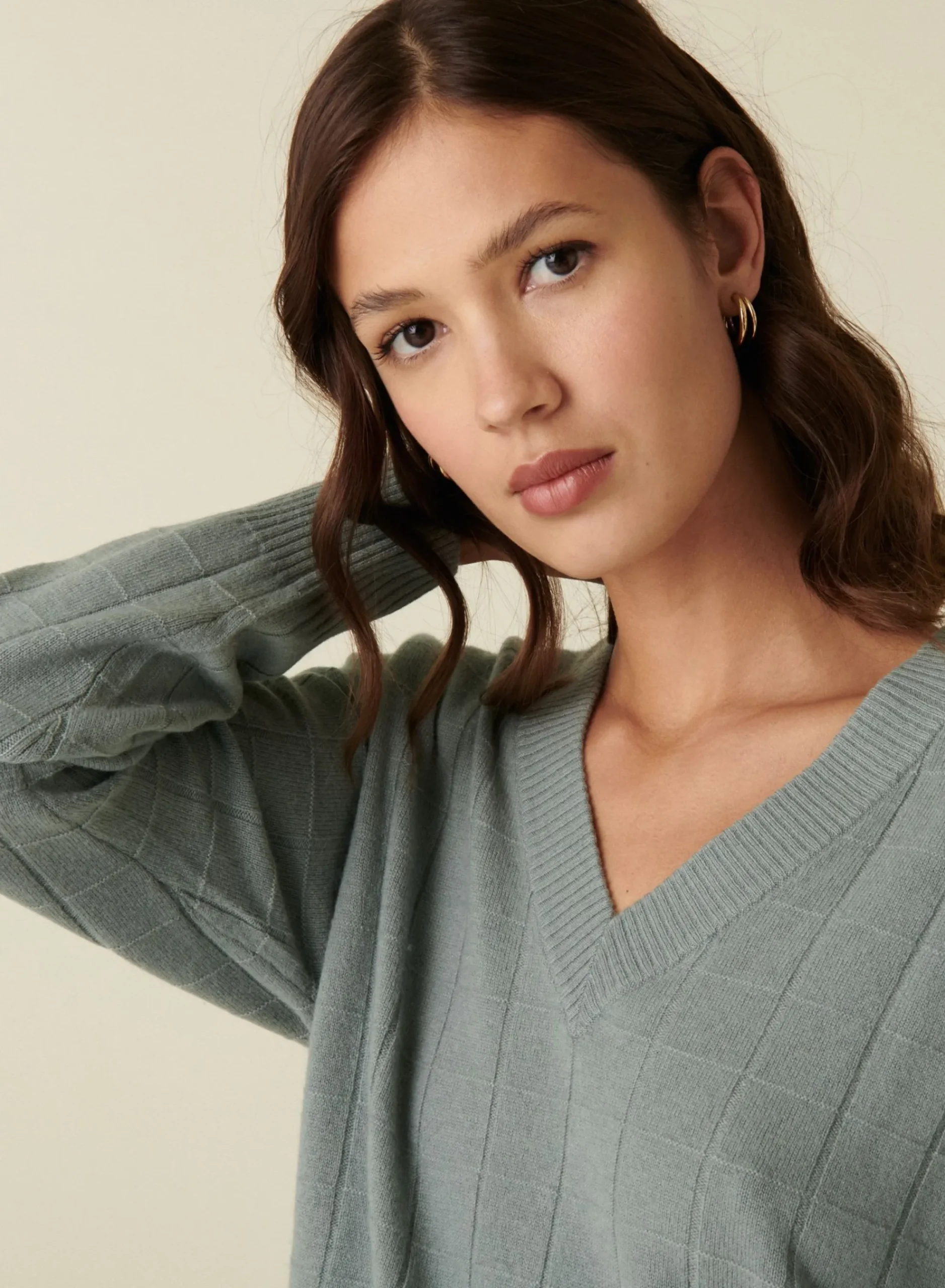 Maison Montagut Pull En Cachemire Col V En Jeu De Maille Quadrille - Canelle>Femme Pulls