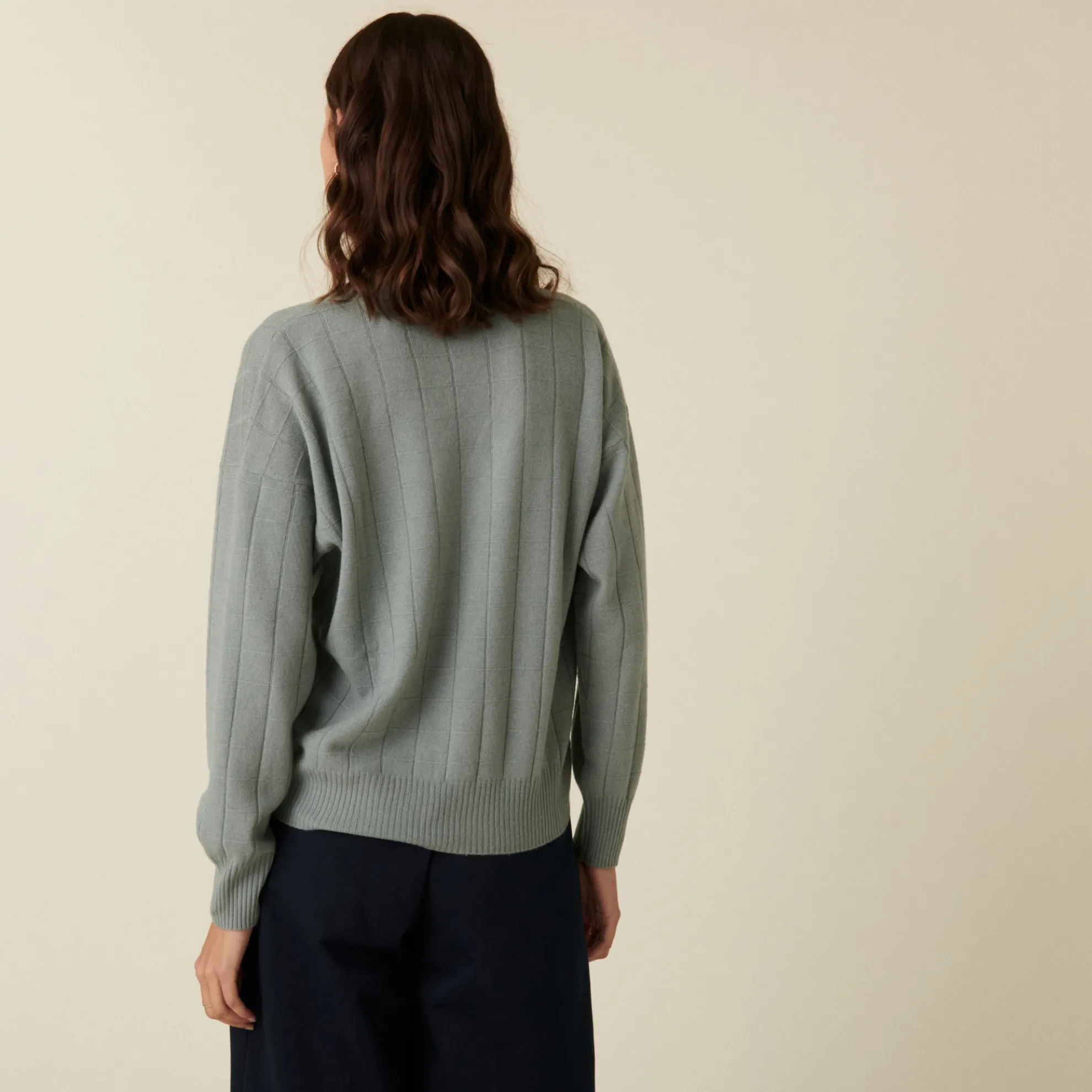 Maison Montagut Pull En Cachemire Col V En Jeu De Maille Quadrille - Canelle>Femme Pulls