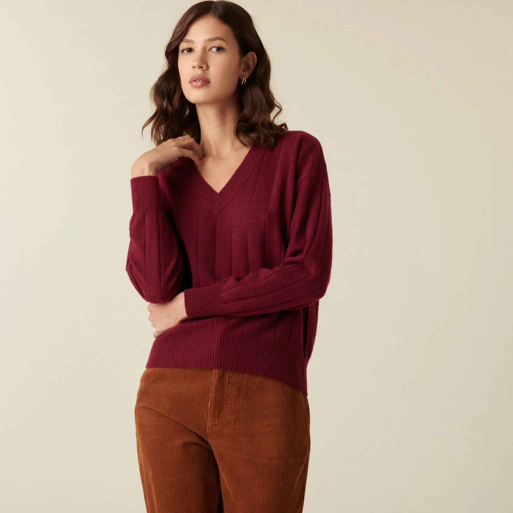 Maison Montagut Pull En Cachemire Col V En Jeu De Maille Quadrille - Canelle>Femme Pulls